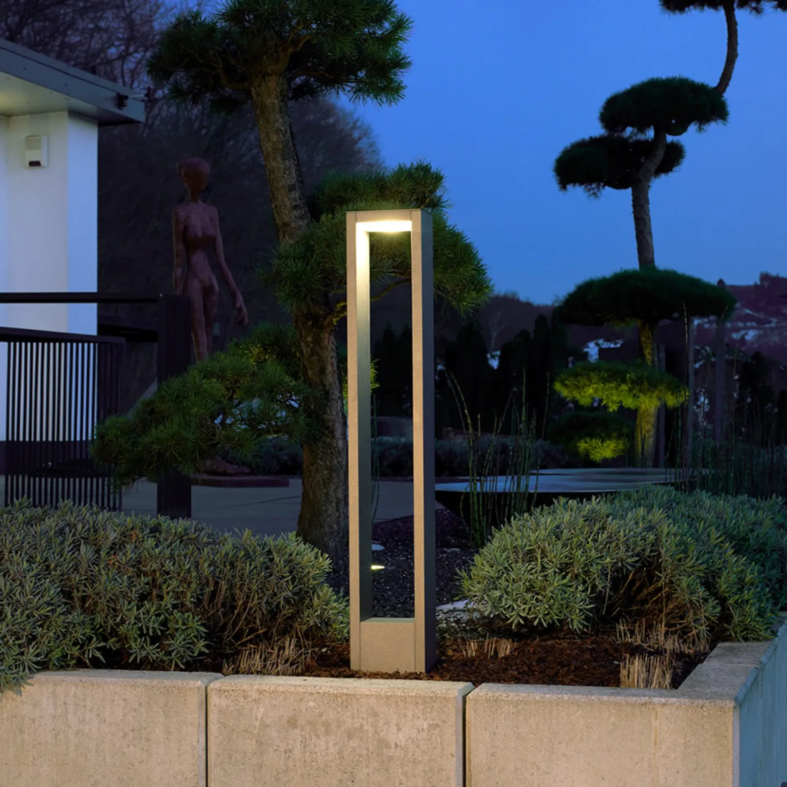 Adriana - bolardo luminoso LED enmarcado