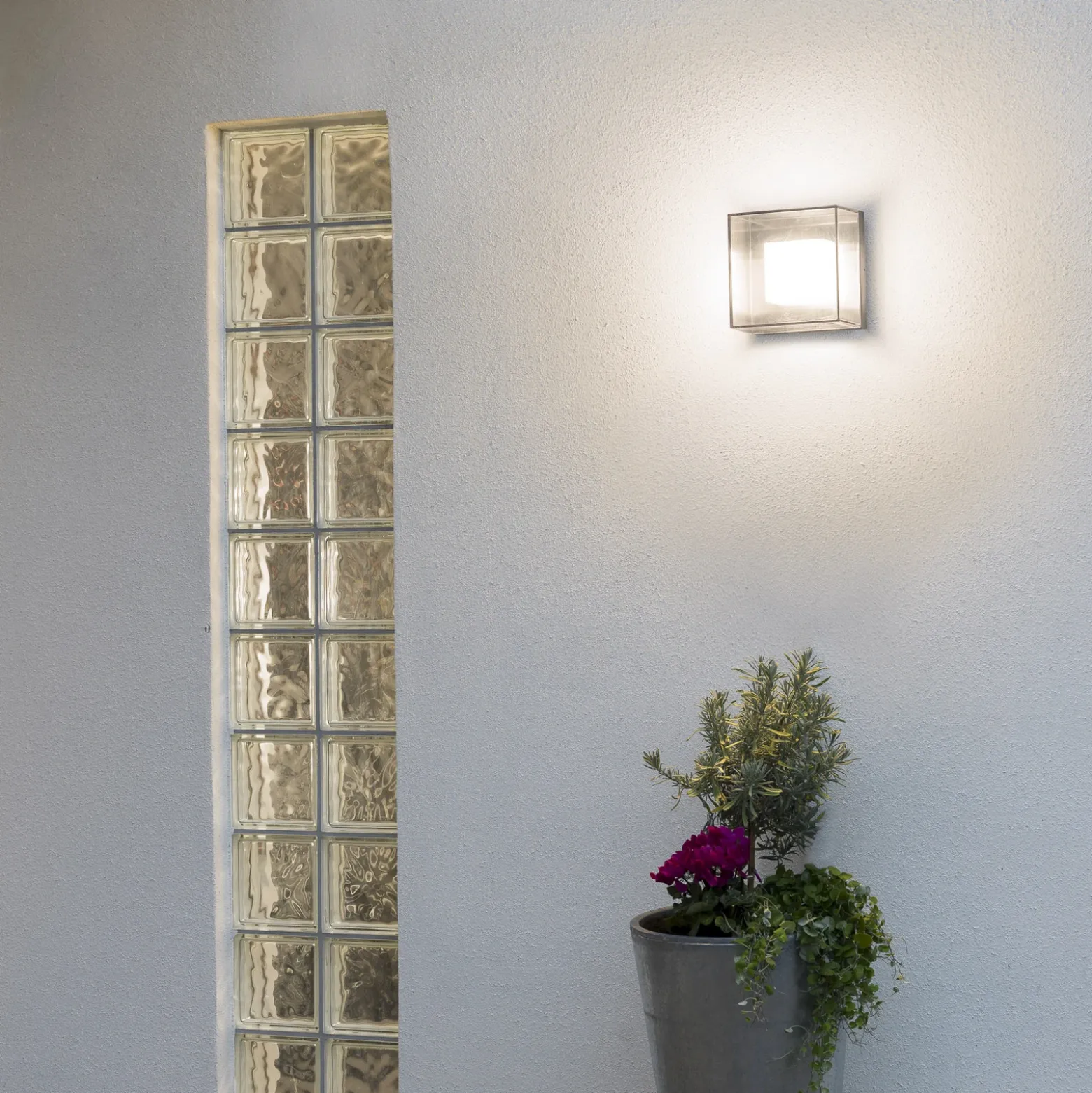 Aplique cuadrado de pared exterior LED Sanremo