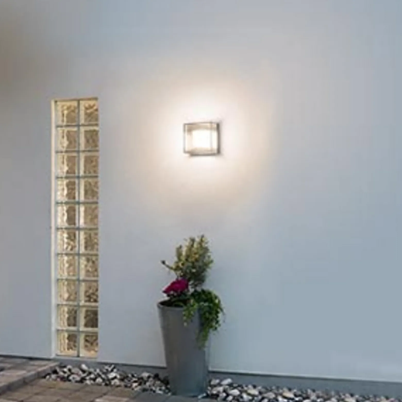 Aplique cuadrado de pared exterior LED Sanremo