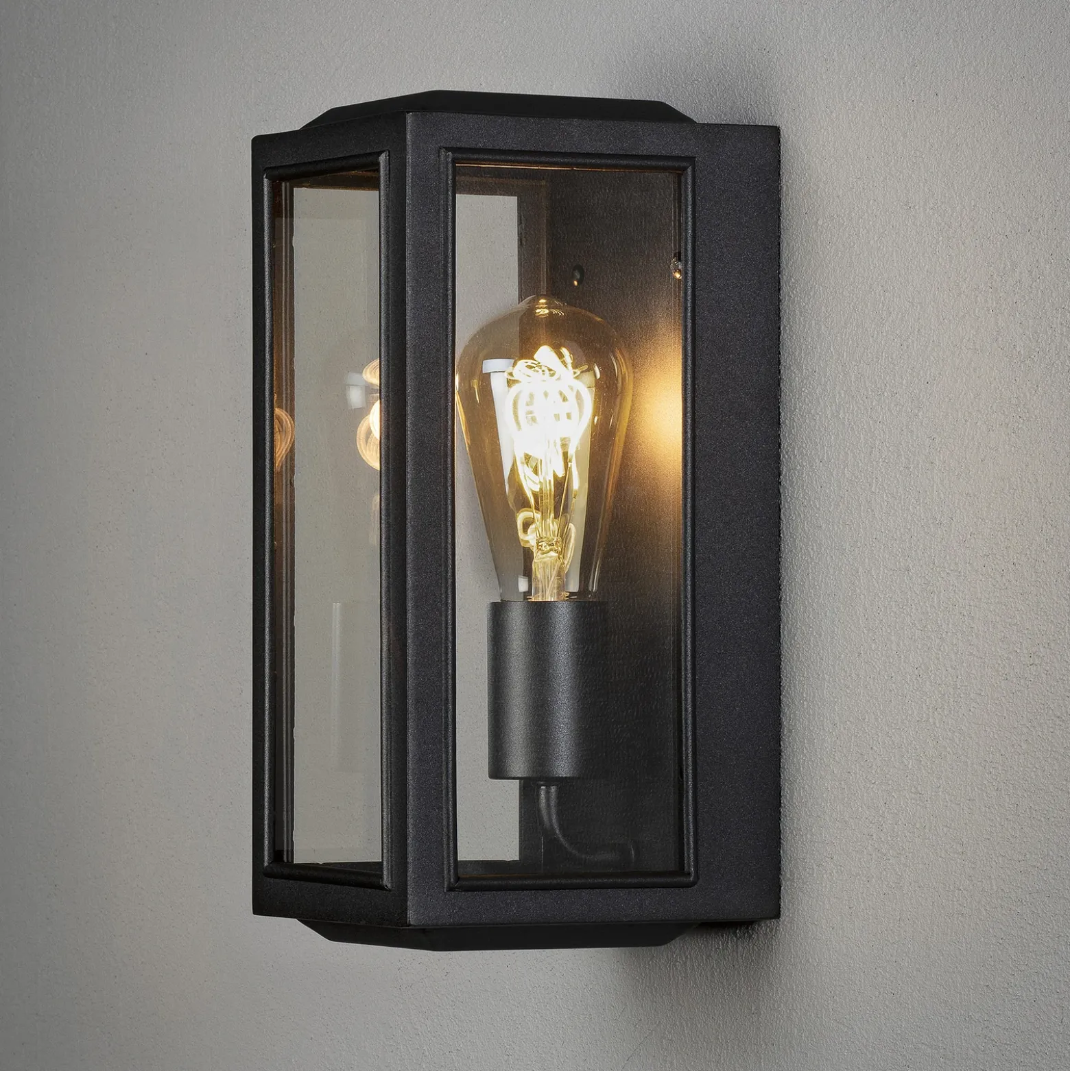 Aplique de exterior Carpi, negro, 12,5 x 30 cm