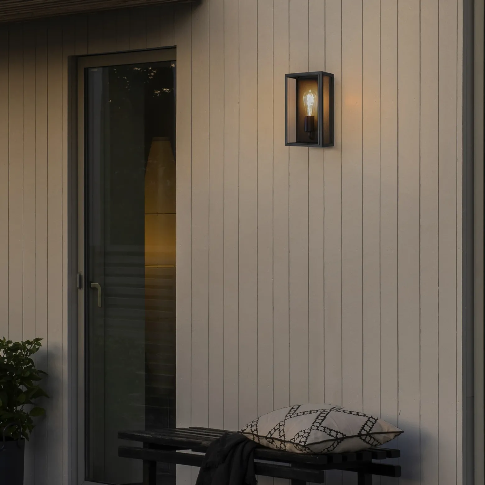 Aplique de exterior Carpi, negro, 18 x 30 cm