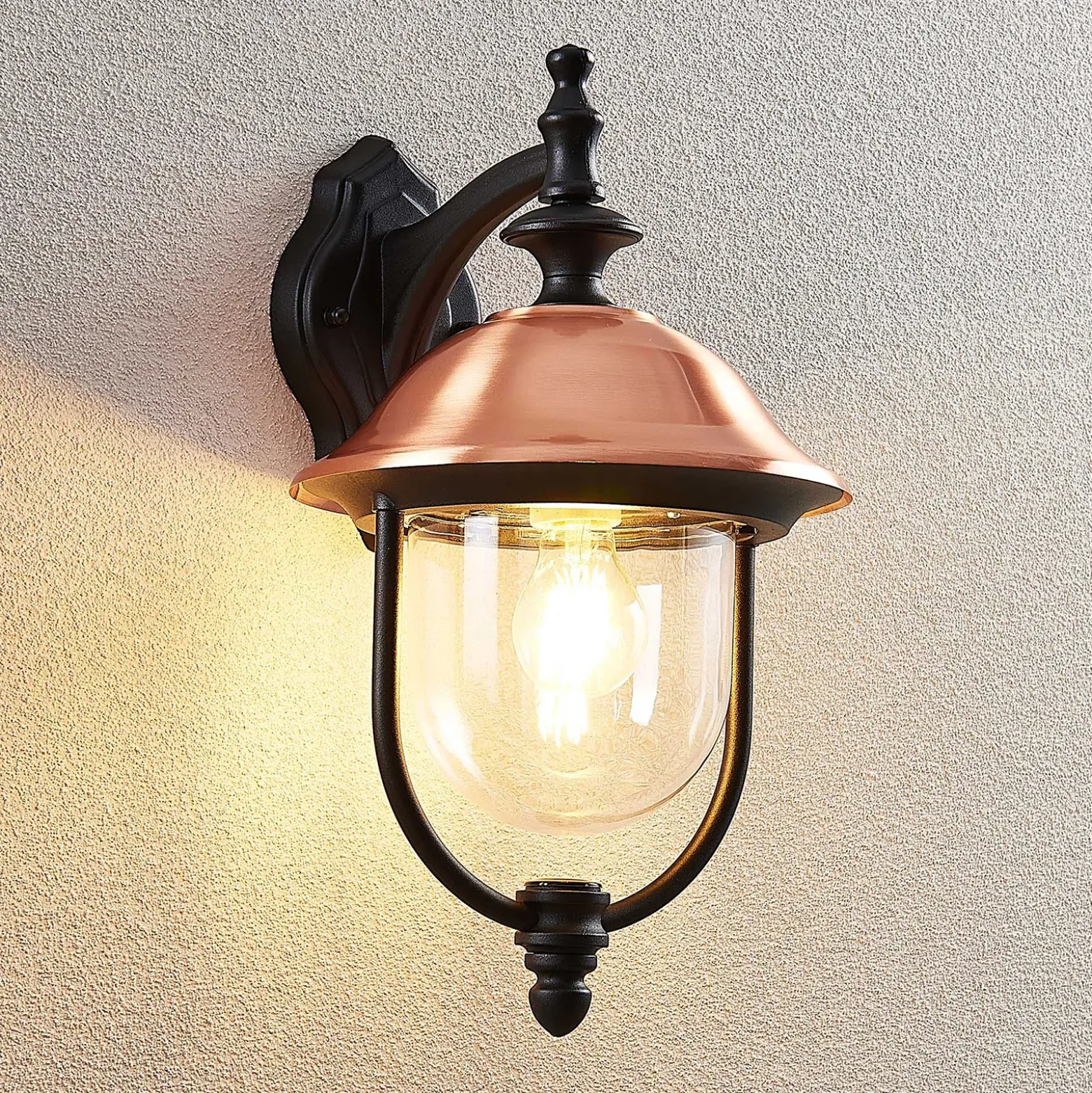 Aplique de exterior Lindby Clint, cobre, luz hacia abajo, IP44