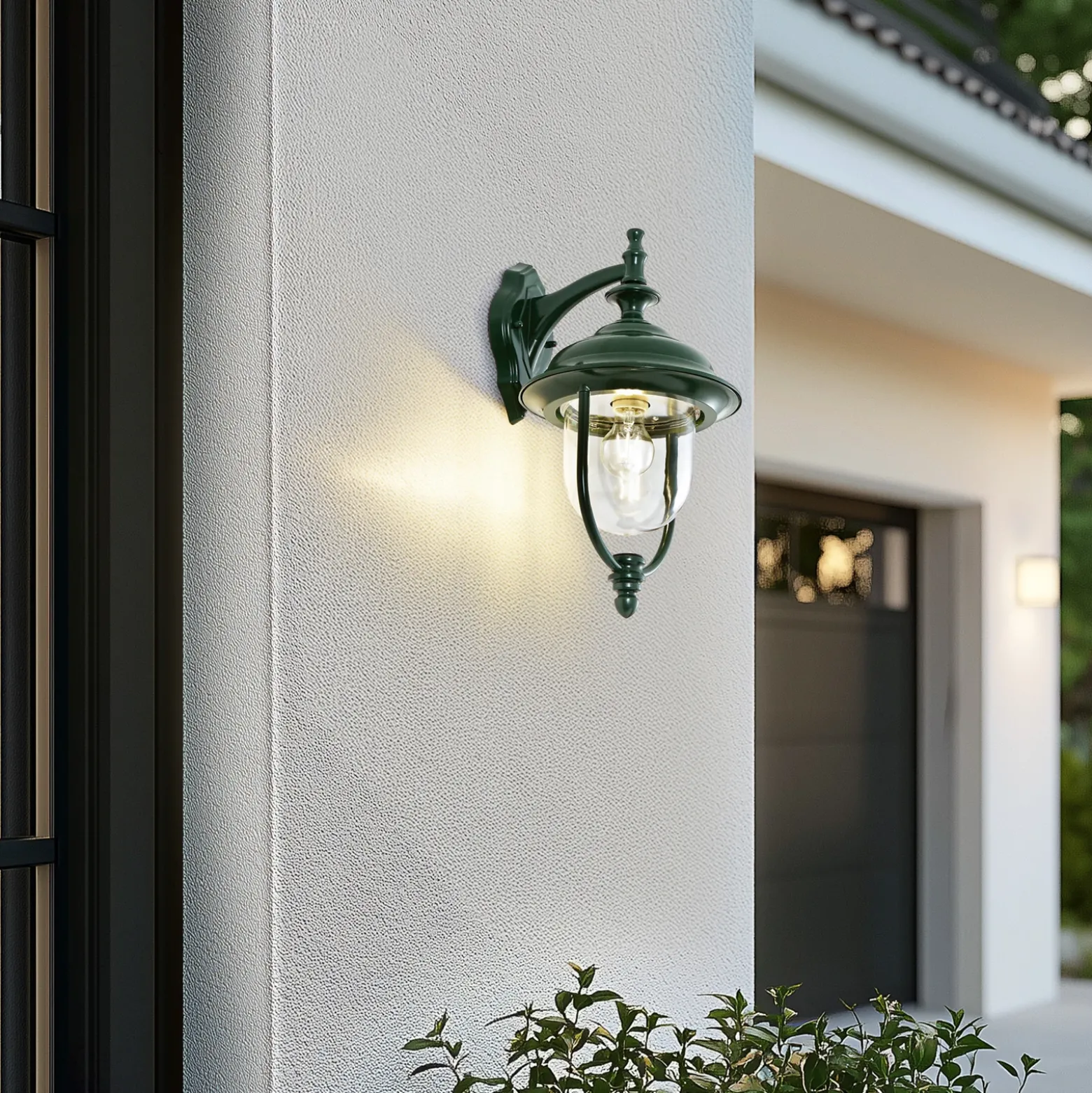 Aplique de exterior Lindby Clint, verde, luz hacia abajo, IP44