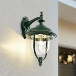 Aplique de exterior Lindby Clint, verde, luz hacia abajo, IP44