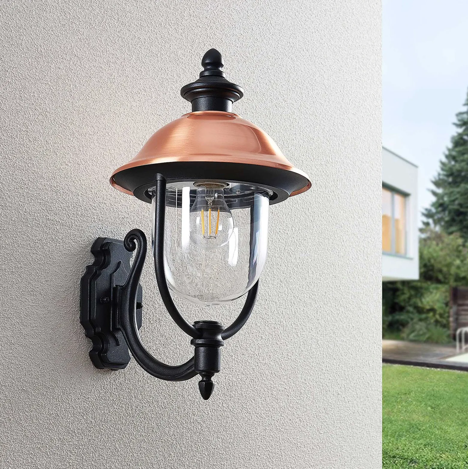 Aplique de exterior Lindby Clint, cobre, montaje en superficie, resistente al