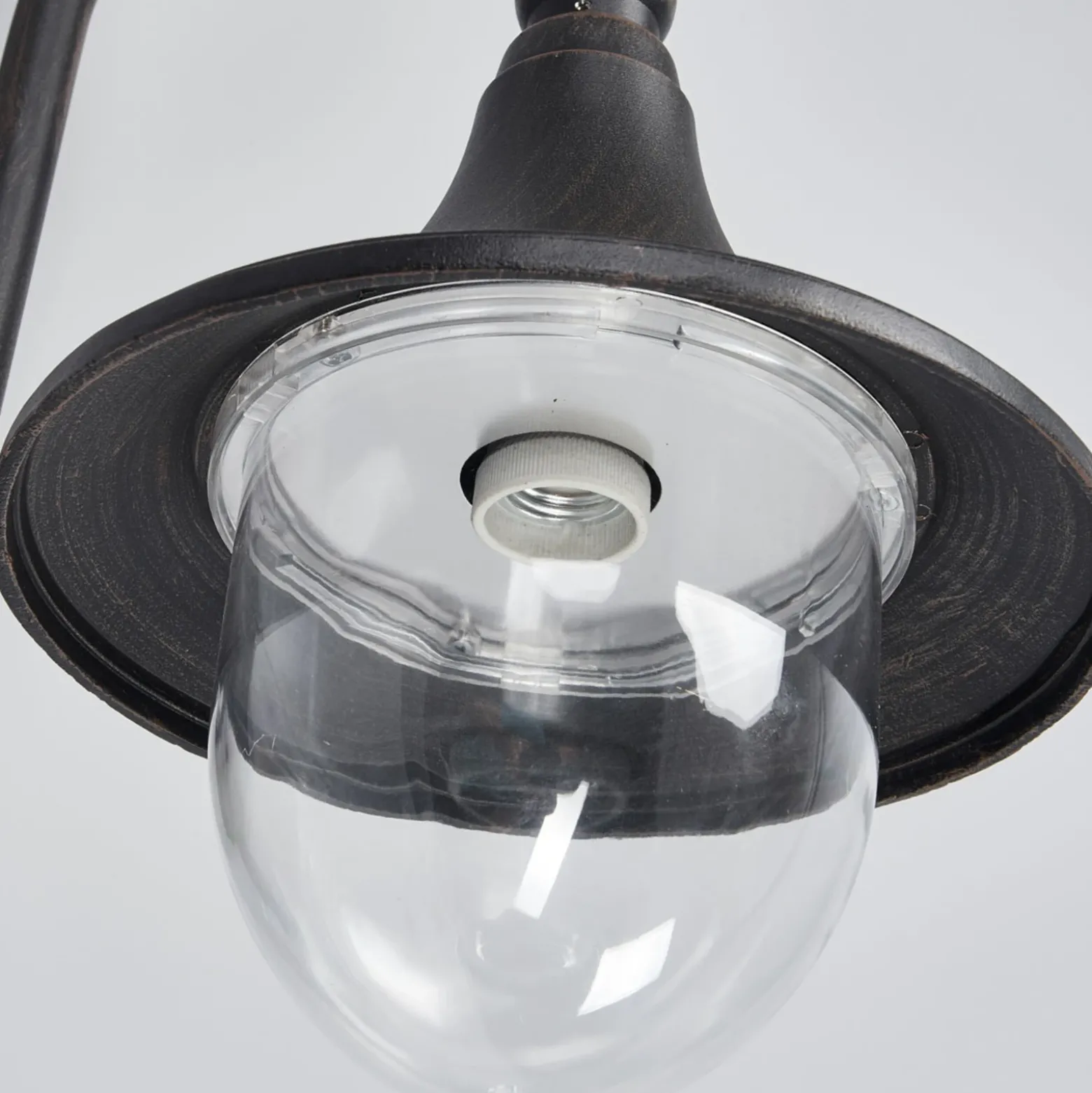 Aplique de exterior Lindby Daphne, negro antiguo, metal, E27