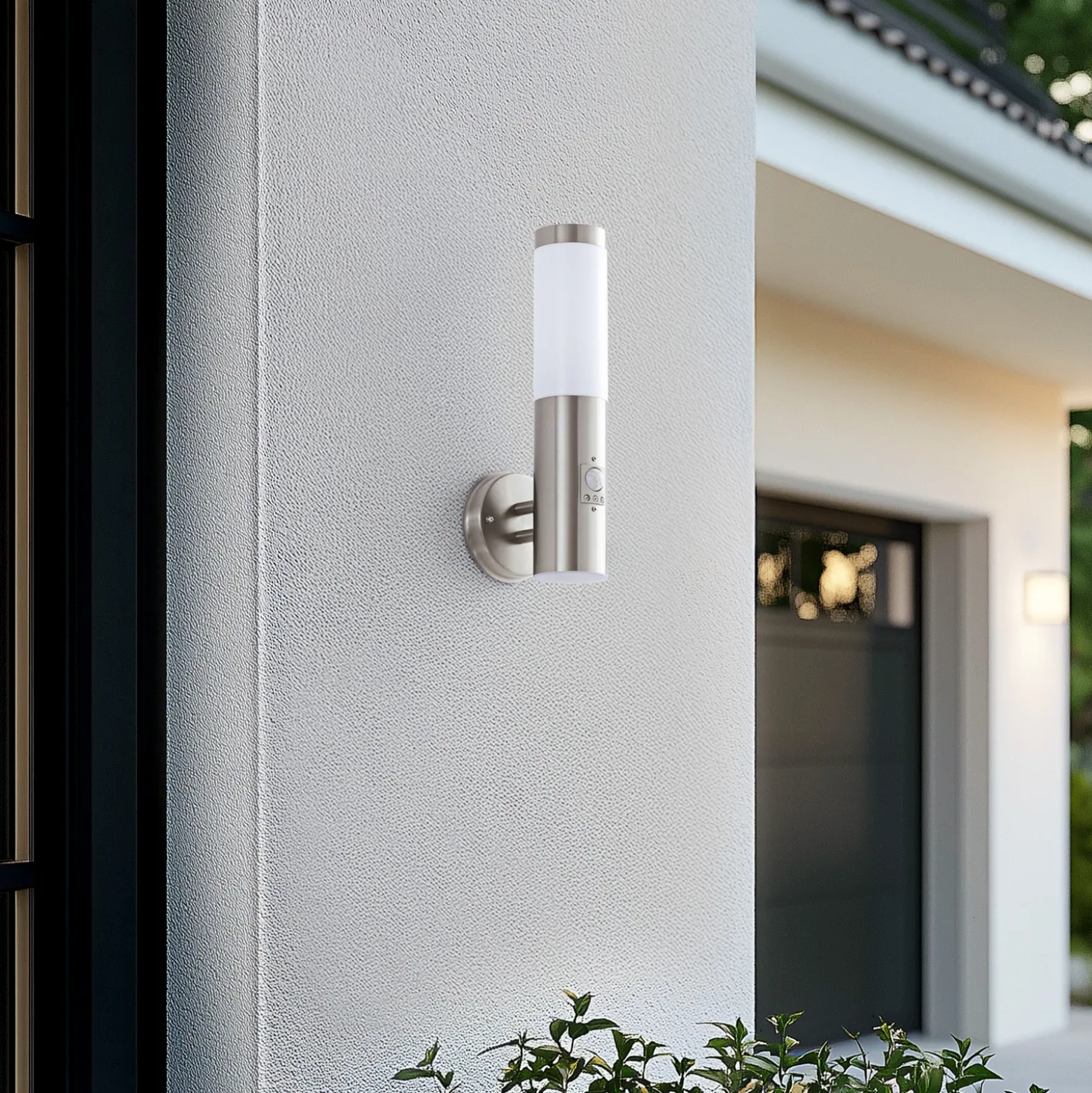 Aplique de exterior Lindby Kristof, con detector de movimiento, 37 cm, E27