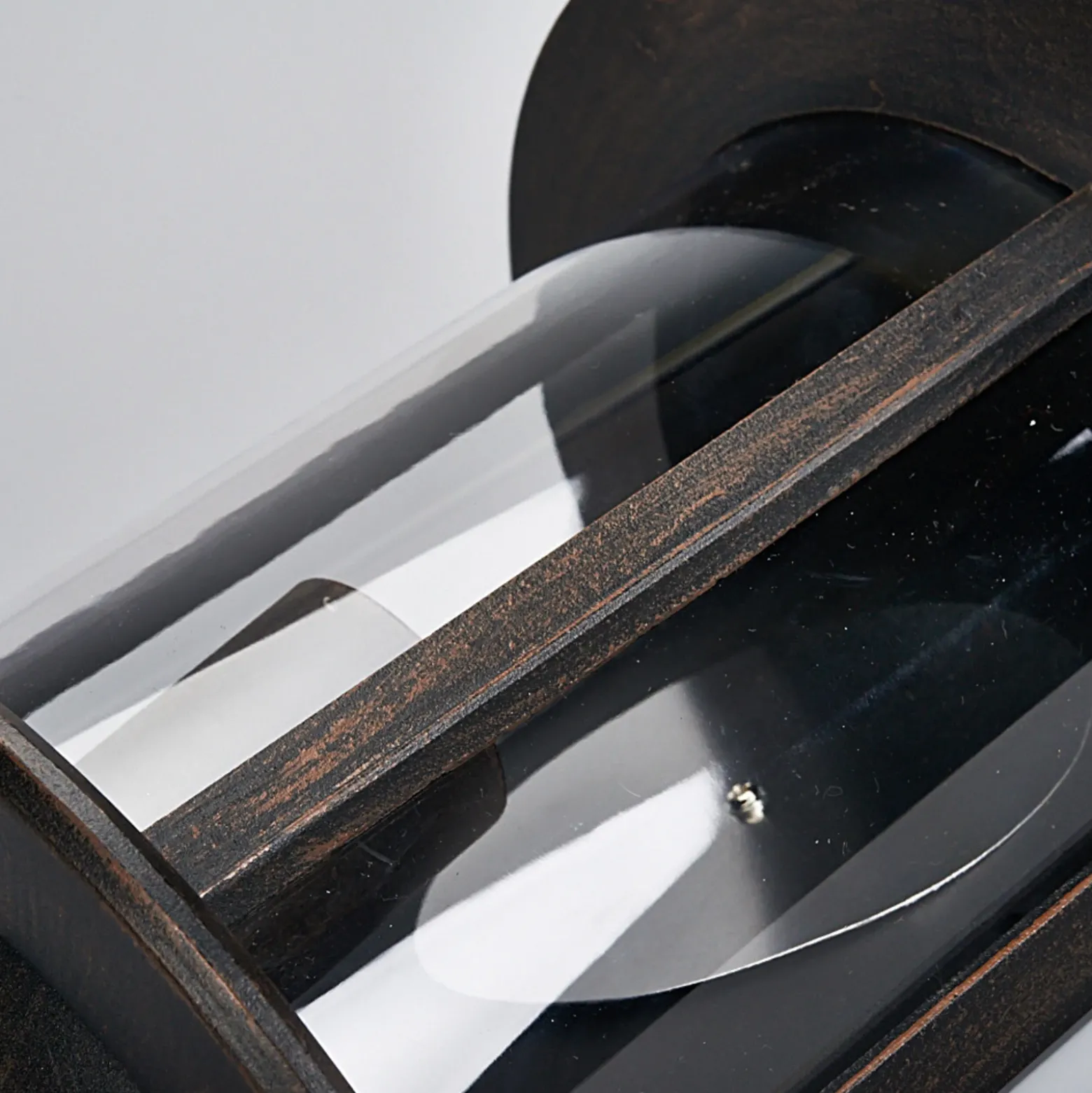 Aplique de exterior Lindby Maelis, marrón óxido, metal, 27 cm, E27