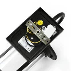 Aplique de exterior Lindby Zayn, negra, cristal, altura 33 cm, IP23
