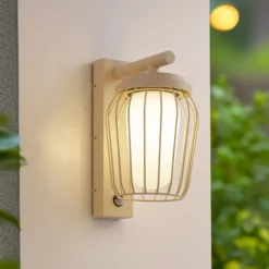 Aplique de exterior Lucande Chandan, 30 cm, beige, sensor, IP44