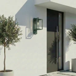 Aplique de exterior Lucande Ferda, portalámpara inferior, verde, IP44