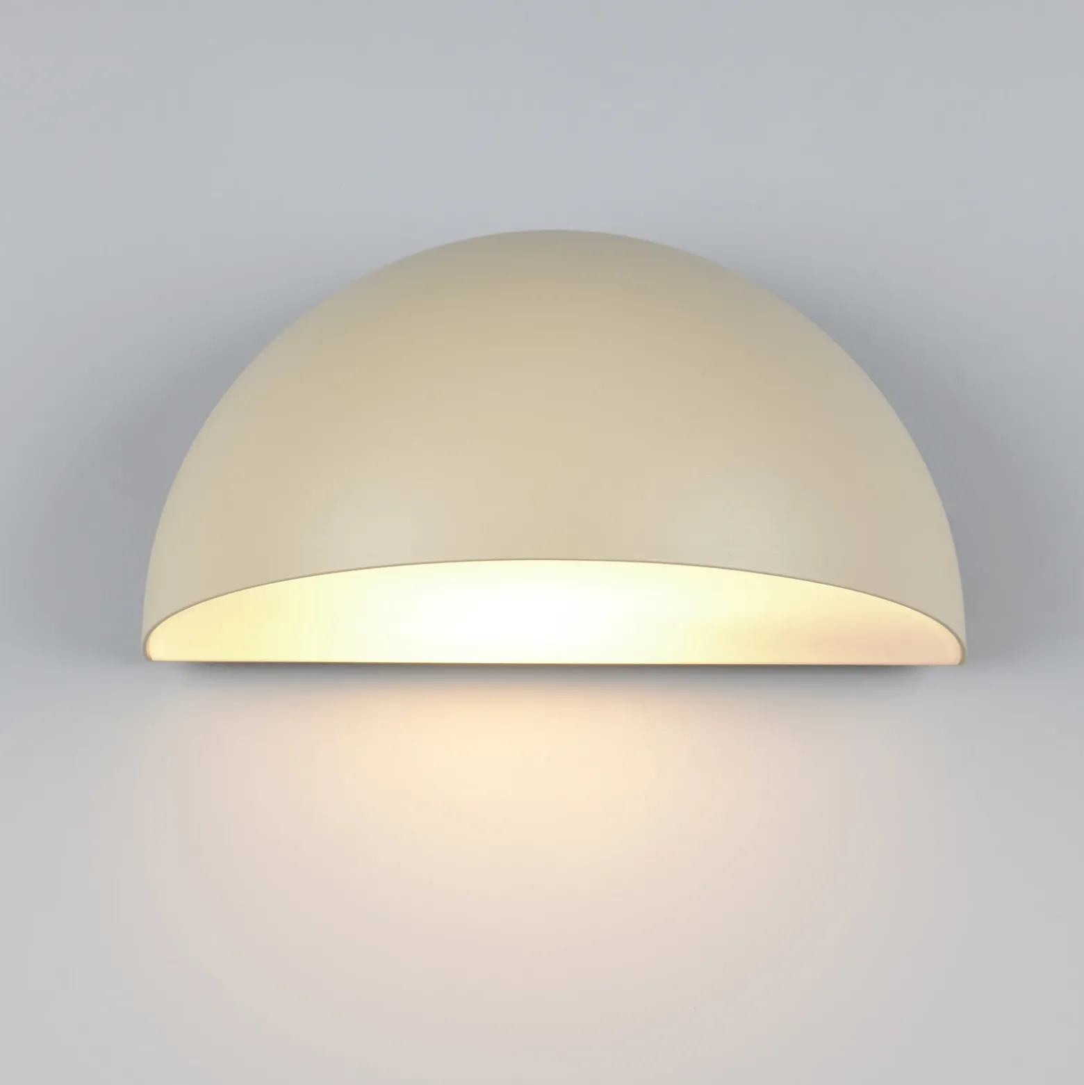 Aplique de exterior MAAS, color crema, ancho 27 cm, metal, IP44