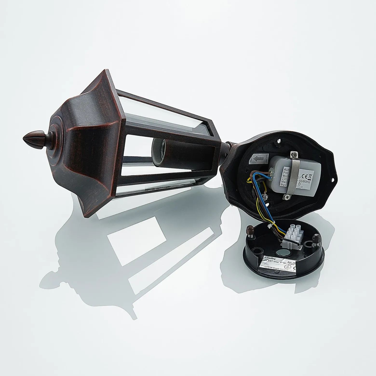 Aplique de exterior Noor con detector de movimiento