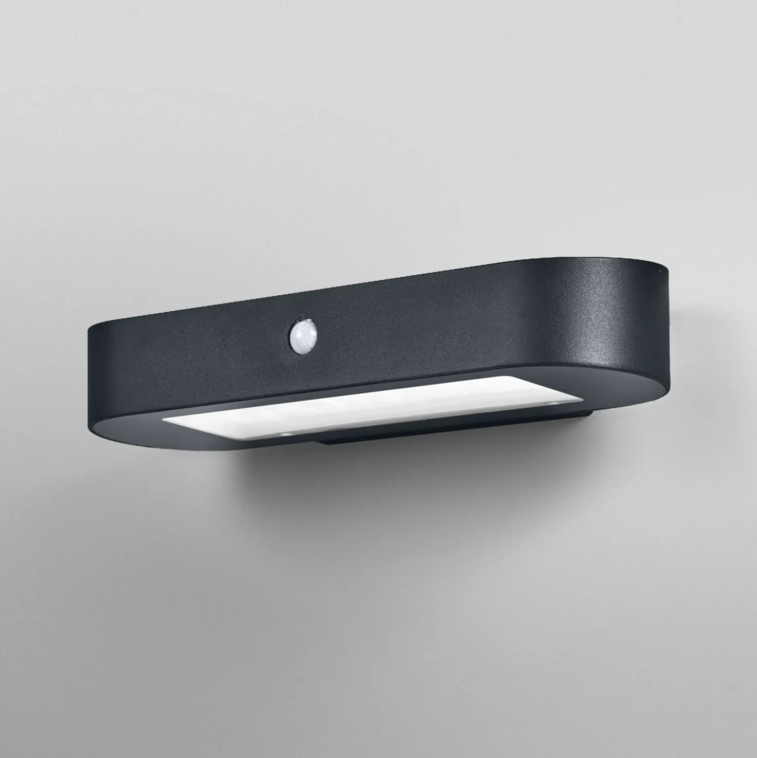 Aplique de pared con sensor LED OSRAM ENDURA STYLE SOLAR OVAL 34 cm 840
