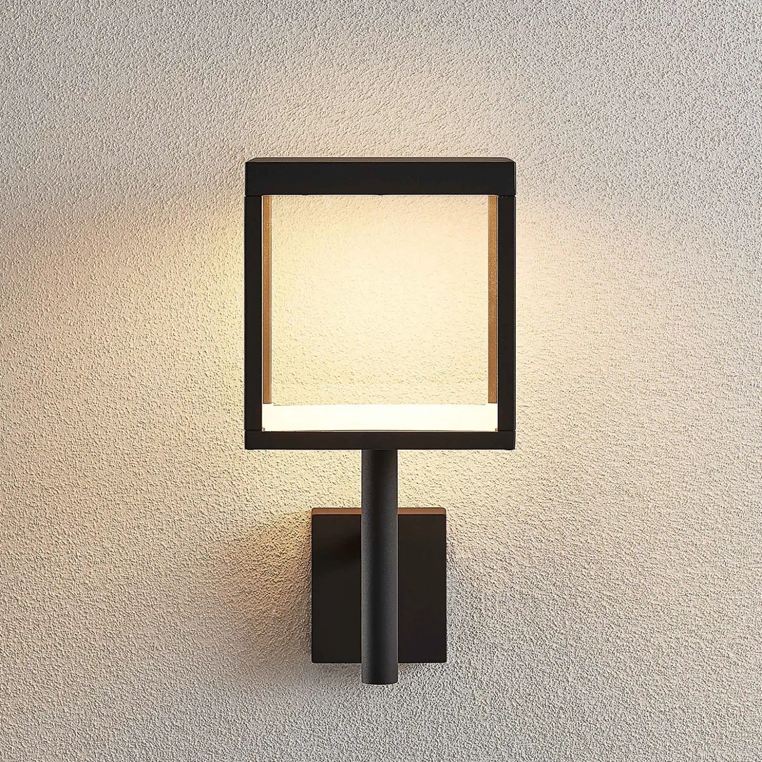Aplique de pared LED Cube de Lucande, antracita, vidrio, 37 cm, IP54