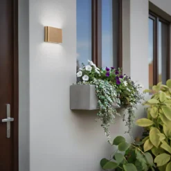 Aplique de pared LED Semi M, aluminio, dorado, longitud 17,5 cm