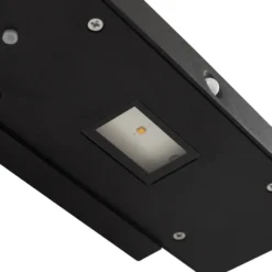 Aplique de pared LED solar Lucande Tavon, angular, negra, con sensor