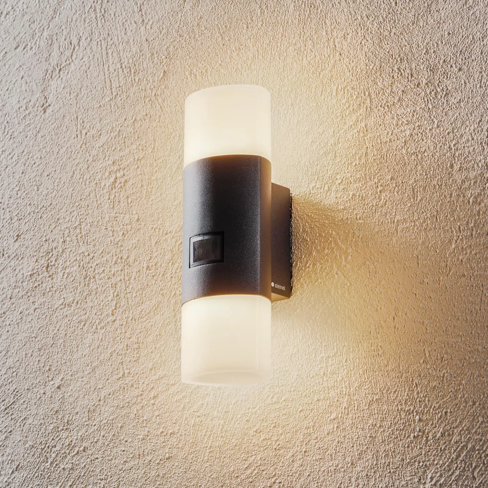 Aplique de pared LED STEINEL L 910 S, color antracita