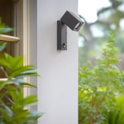 Aplique de pared Lindby Othil, con sensor, antracita, metal, IP44