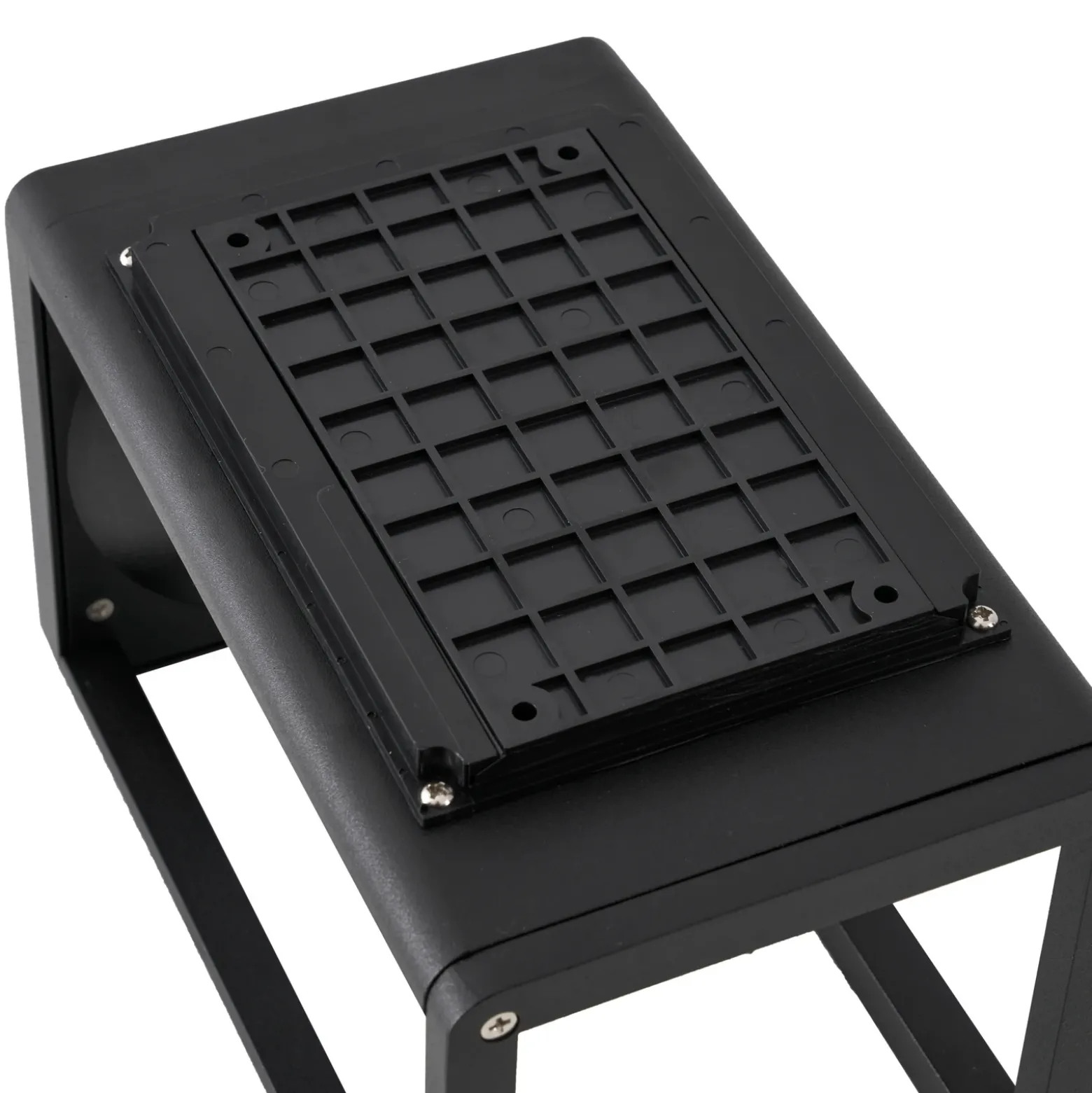 Aplique de pared solar LED Lucande Tilena, negra, aluminio, sensor
