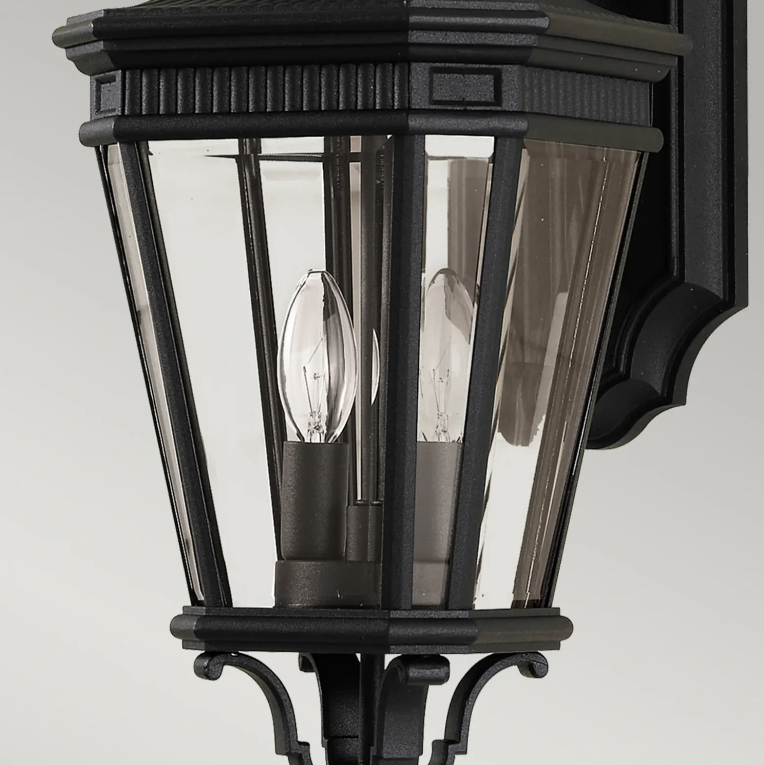 Aplique exterior Cotswold Lane negro altura 52,1cm