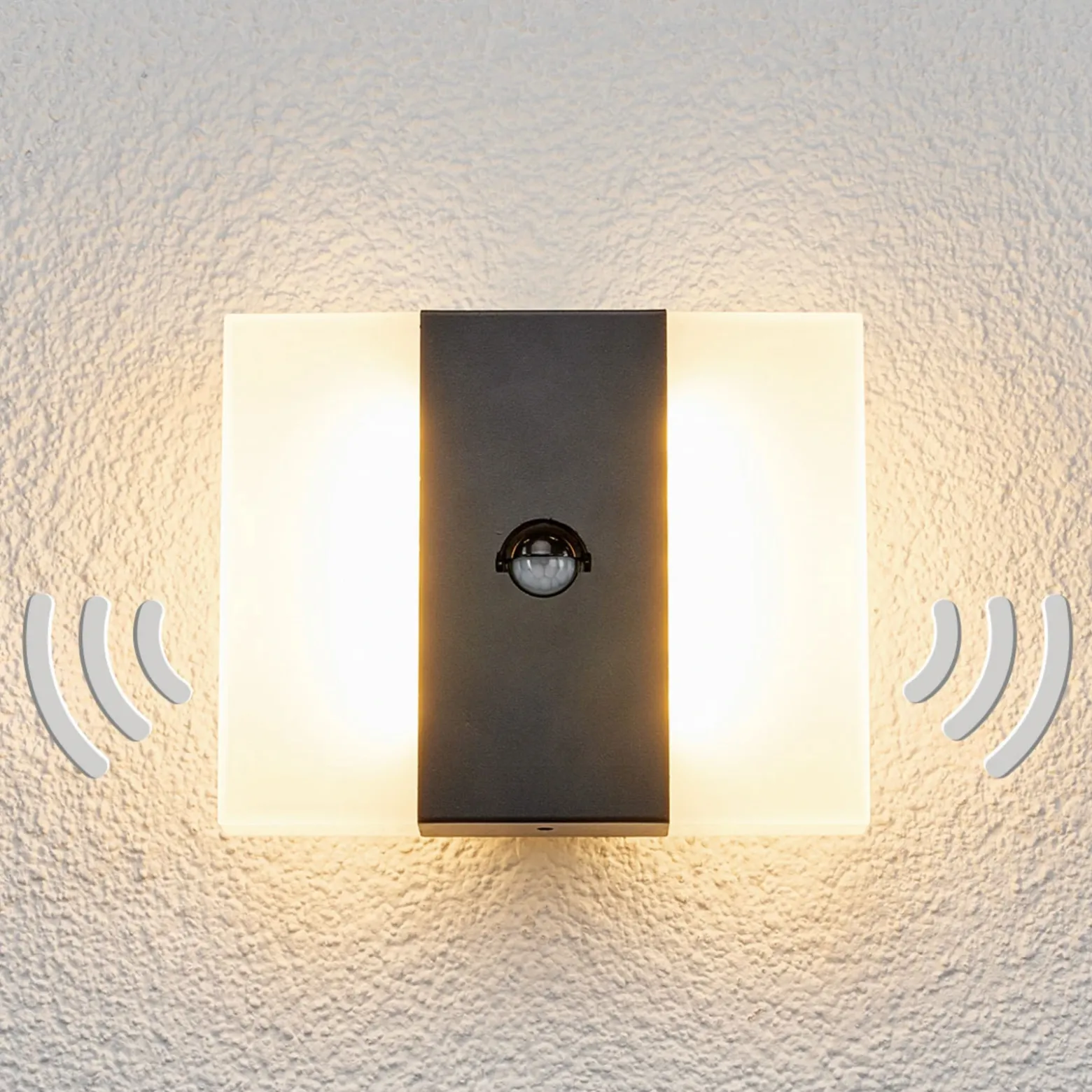 Aplique LED con sensor para pared de exterior Kumi, grafito, IP44