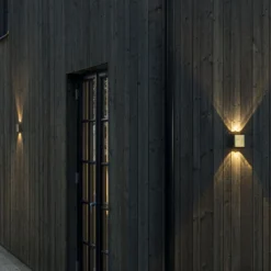 Aplique LED de exterior Chieri, 4 luces de latón
