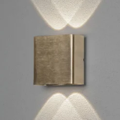 Aplique LED de exterior Chieri, 4 luces de latón