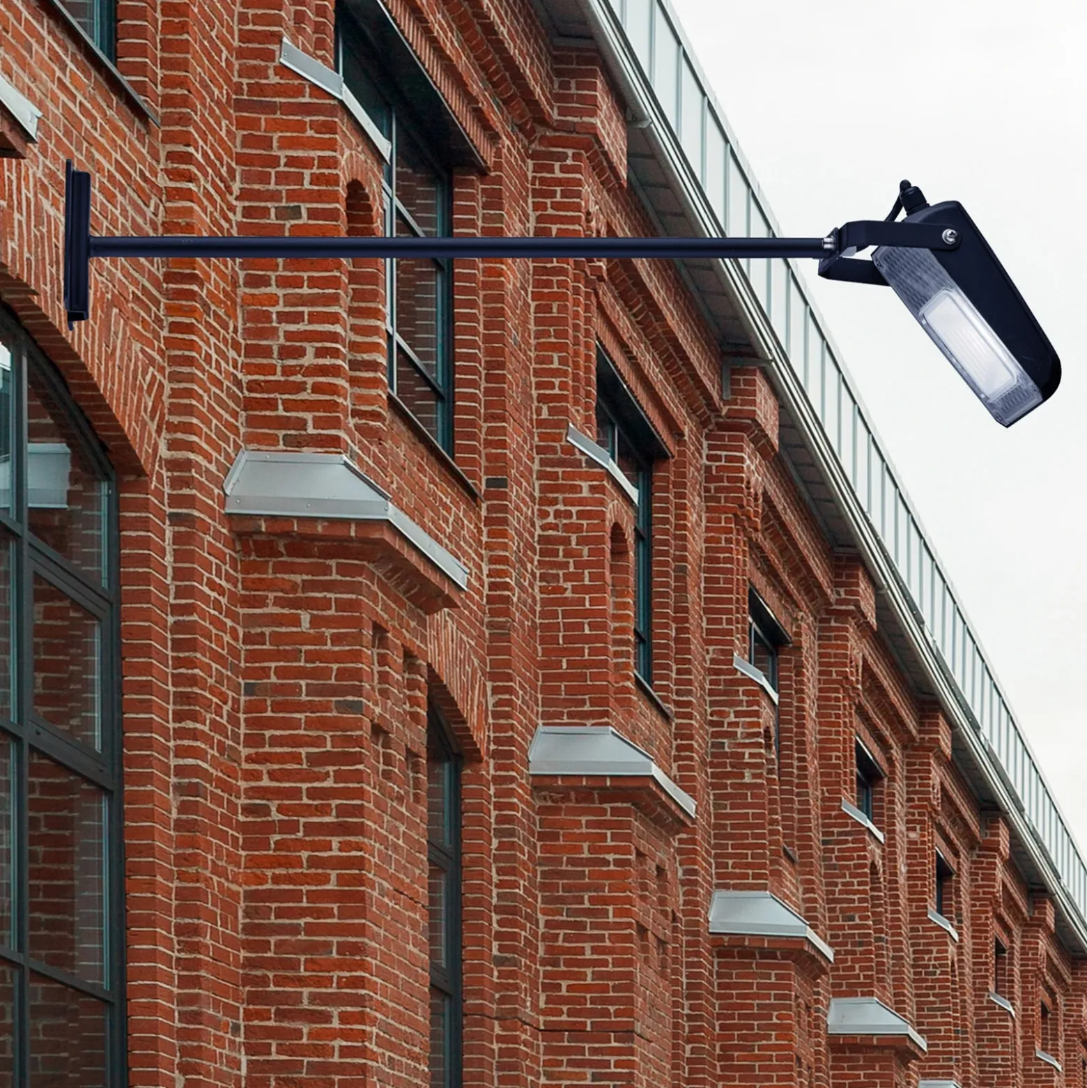 Aplique LED de exterior Pub con brazo largo, IP65