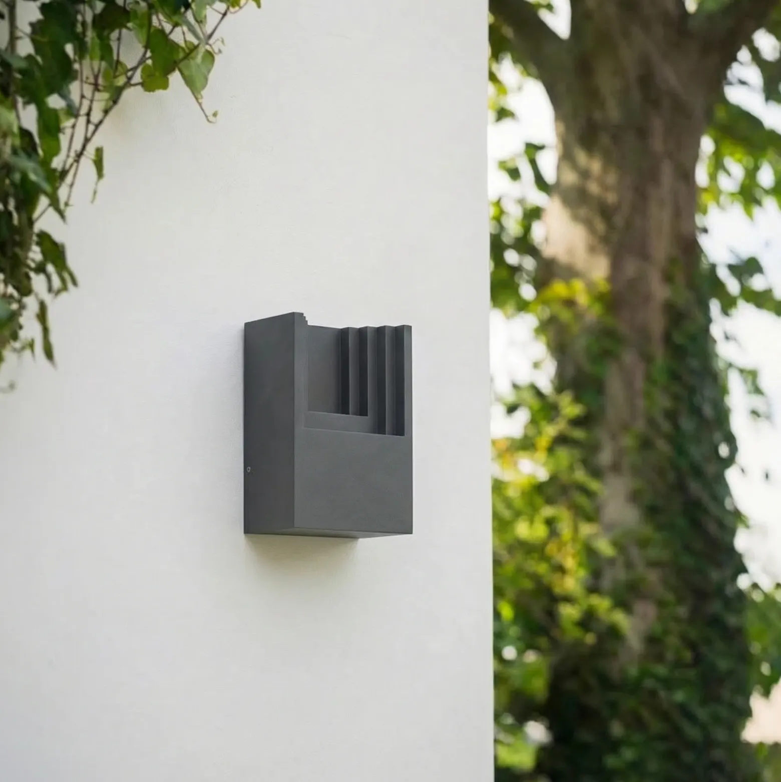 Aplique LED para exterior Aurali de Lindby, 1 luz, negro, IP65