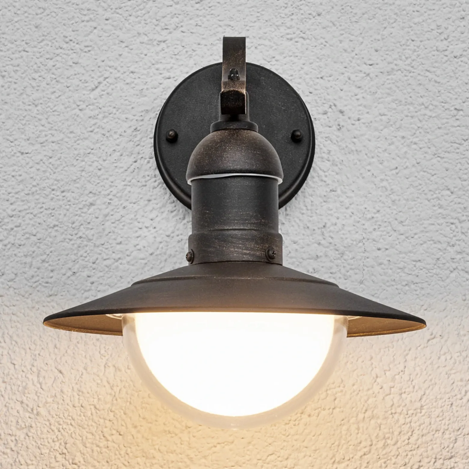 Aplique LED para exterior Clea de Lindby, anchura 24 cm, metal