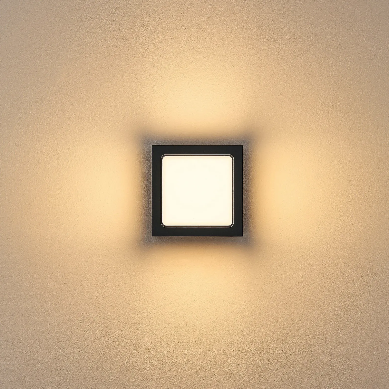 Aplique LED para exterior FYNN-X, antracita, 12 cm, IP65, CCT con