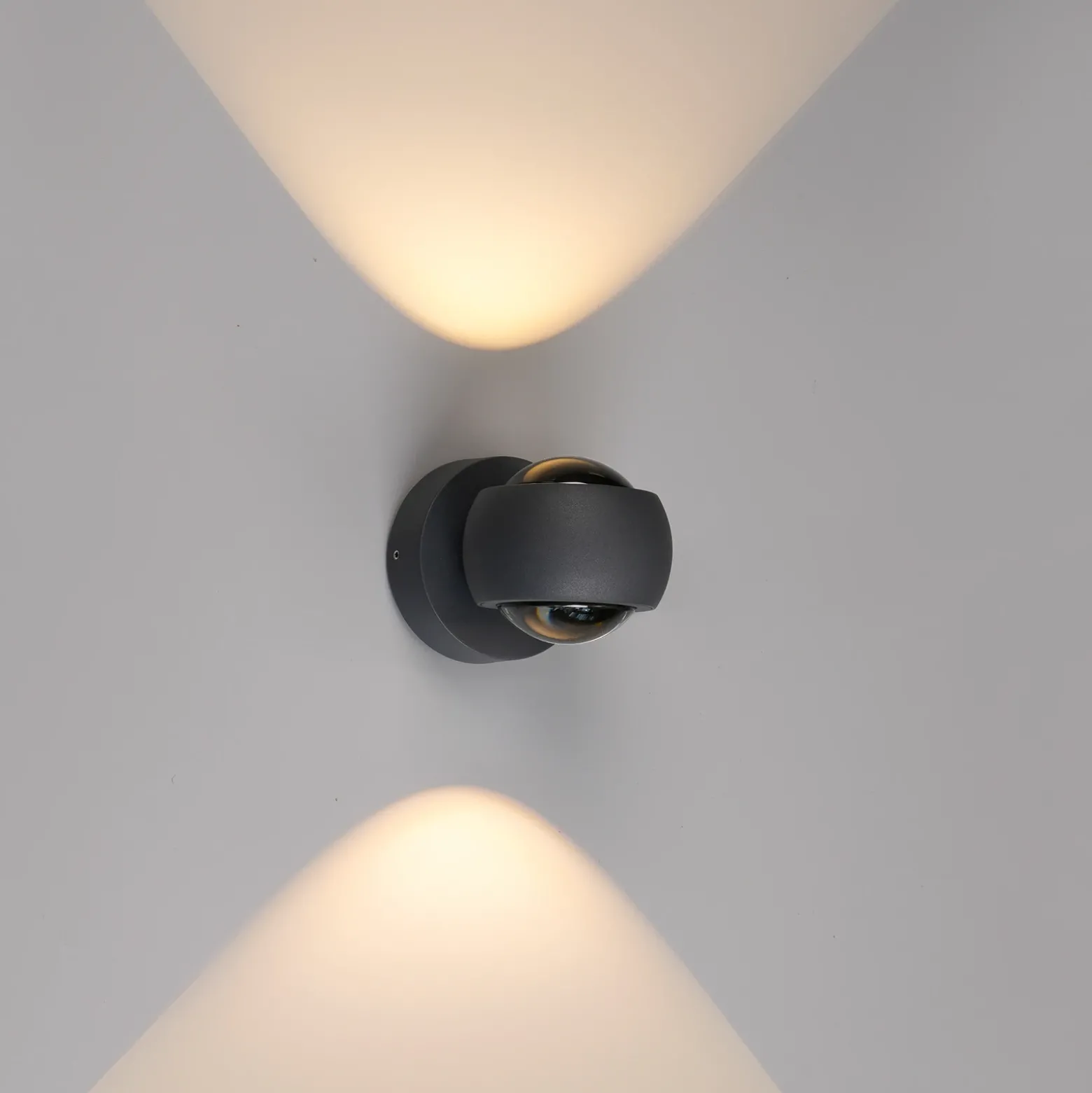 Aplique LED para exterior, grafito, up & down, CCT, atenuable, aluminio