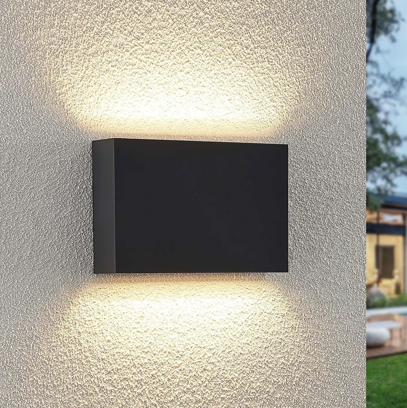 Aplique LED para exterior Jarte de Lindby, 20 cm, arriba/abajo, gris, IP65