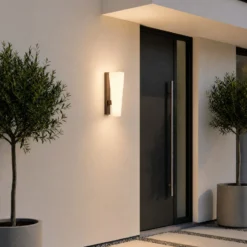 Aplique LED para exterior Jovra de Lucande, acero Corten, altura 32 cm