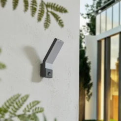 Aplique LED para exterior Korvik de Lindby, 26 cm, antracita, sensor