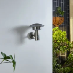 Aplique LED para exterior Lillie de Lindby, sensor, altura 19 cm