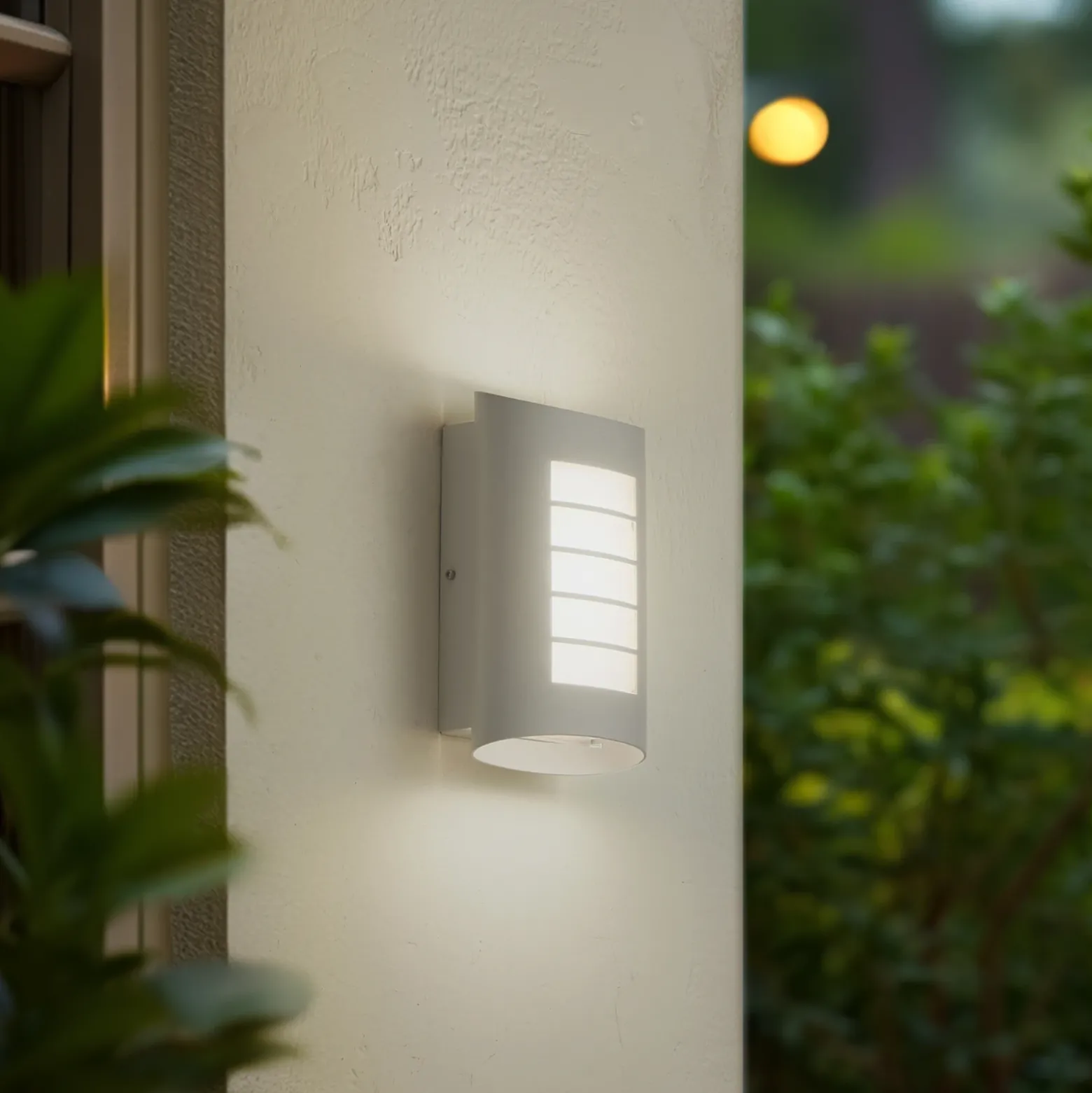 Aplique LED para exterior Lindby «Ismael», blanco, aluminio, altura 26,8 cm