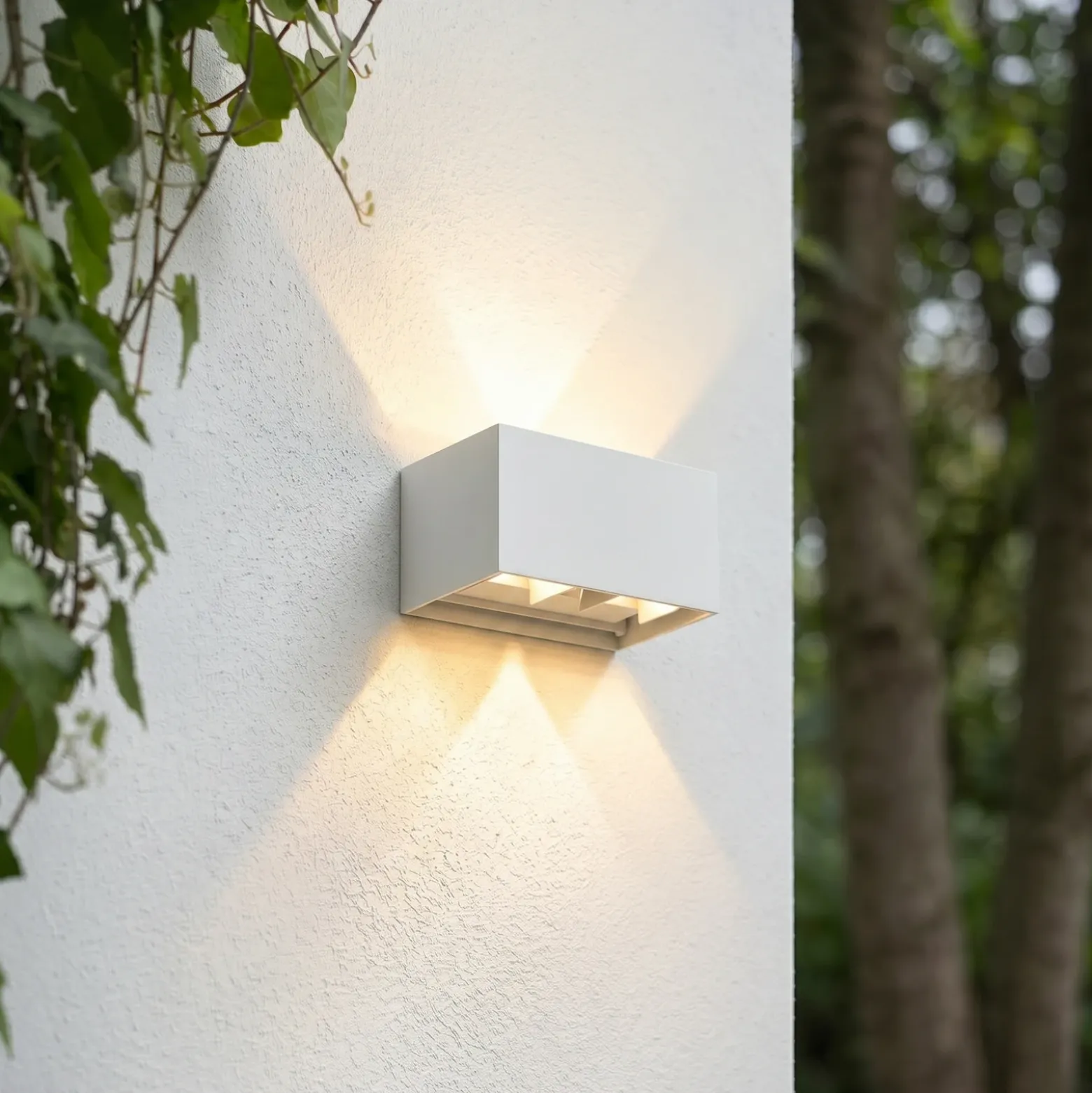 Aplique LED para exterior Lindby Nivar, angular, blanca, 20 cm, IP54