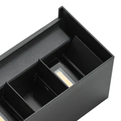 Aplique LED para exterior Lindby Nivar, angular, negro, 20 cm, IP54