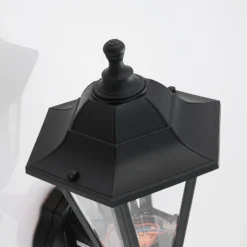 Aplique LED para exterior Lindby Iavo, negro, farol, 38 cm