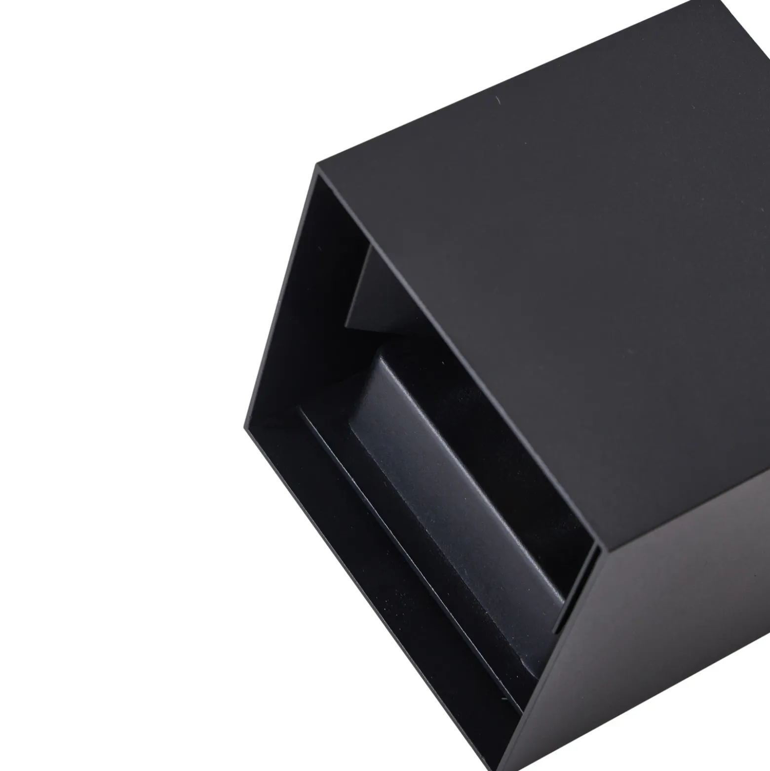 Aplique LED para exterior Lindby Nivar, angular, negro, 10 cm, IP54
