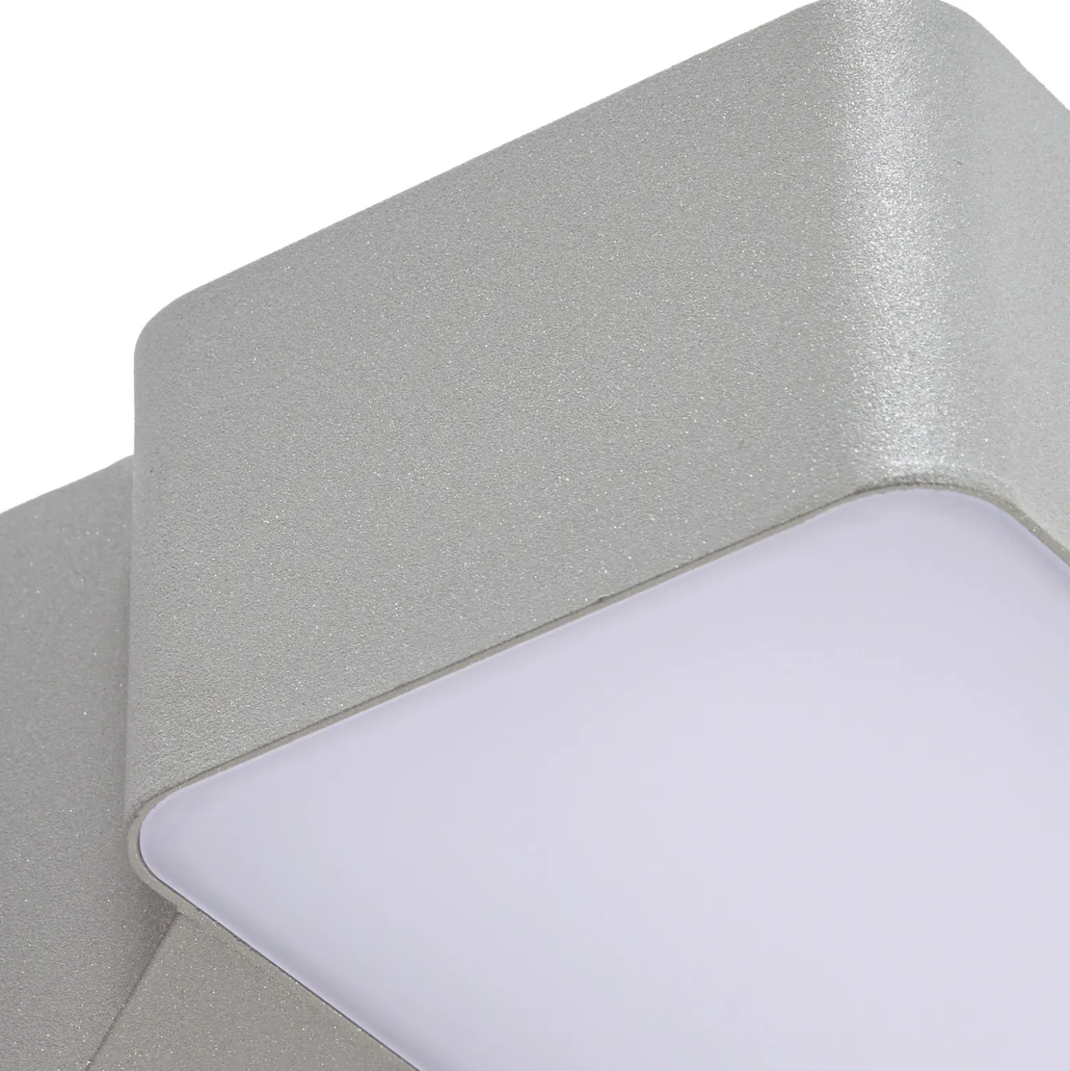 Aplique LED para exterior Lindby Fando, plata mate, con sensor, IP44