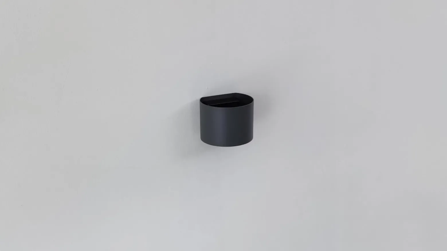 Aplique LED para exterior Lindby Smart Dara, gris, redonda, CCT RGB, Tuya