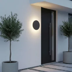 Aplique LED para exterior Lindby Selinel, negro, 23 cm, con número de casa