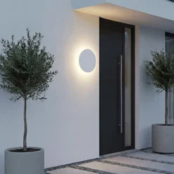 Aplique LED para exterior Lindby Selinel, blanco, Ø 23 cm, número de casa