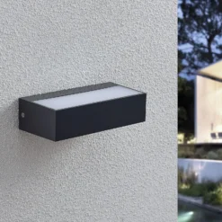 Aplique LED para exterior Lindby Nienke, 17 cm, resistente al agua salada, IP65