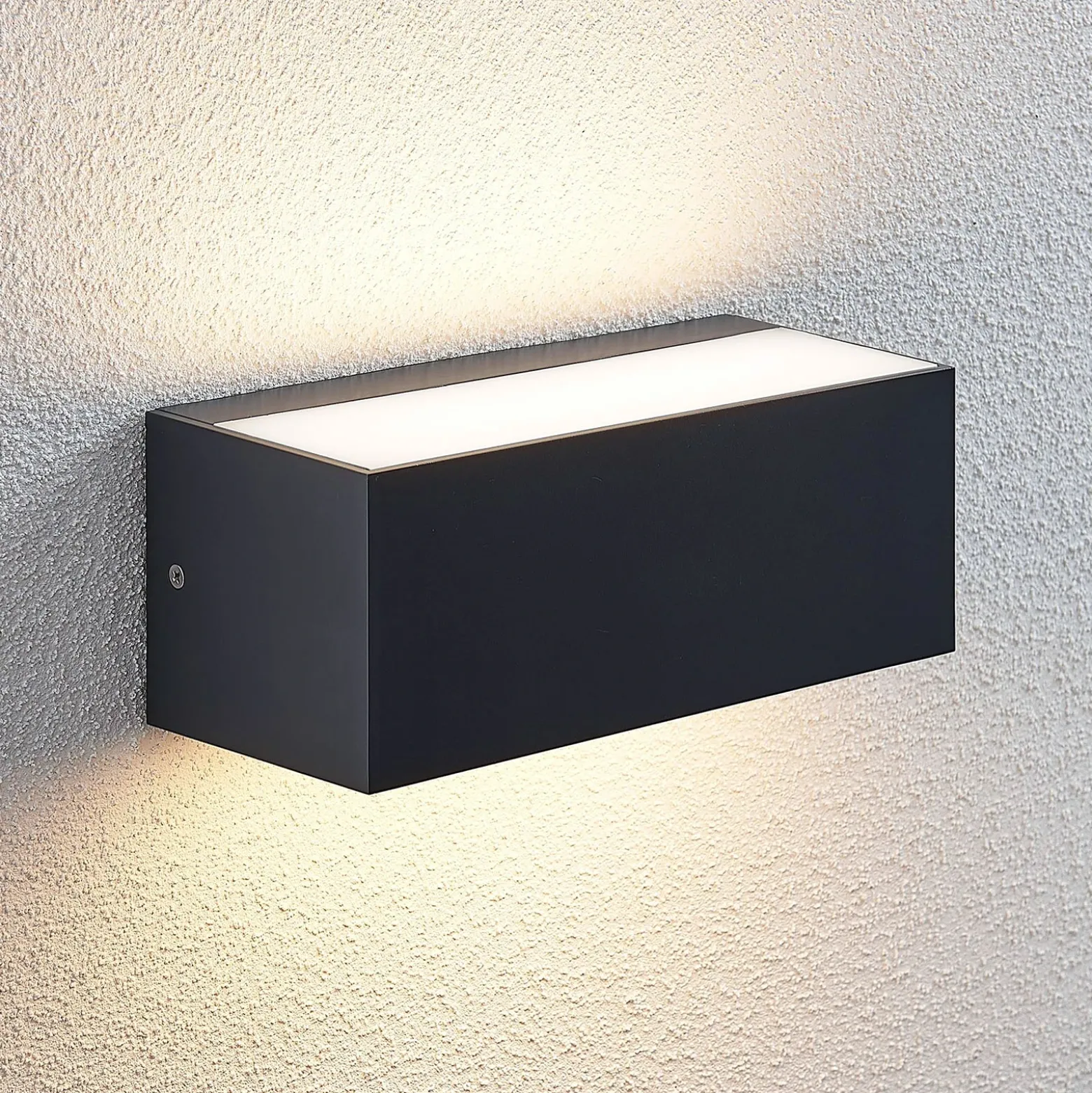 Aplique LED para exterior Lindby Nienke, 23 cm, resistente al agua salada, IP65