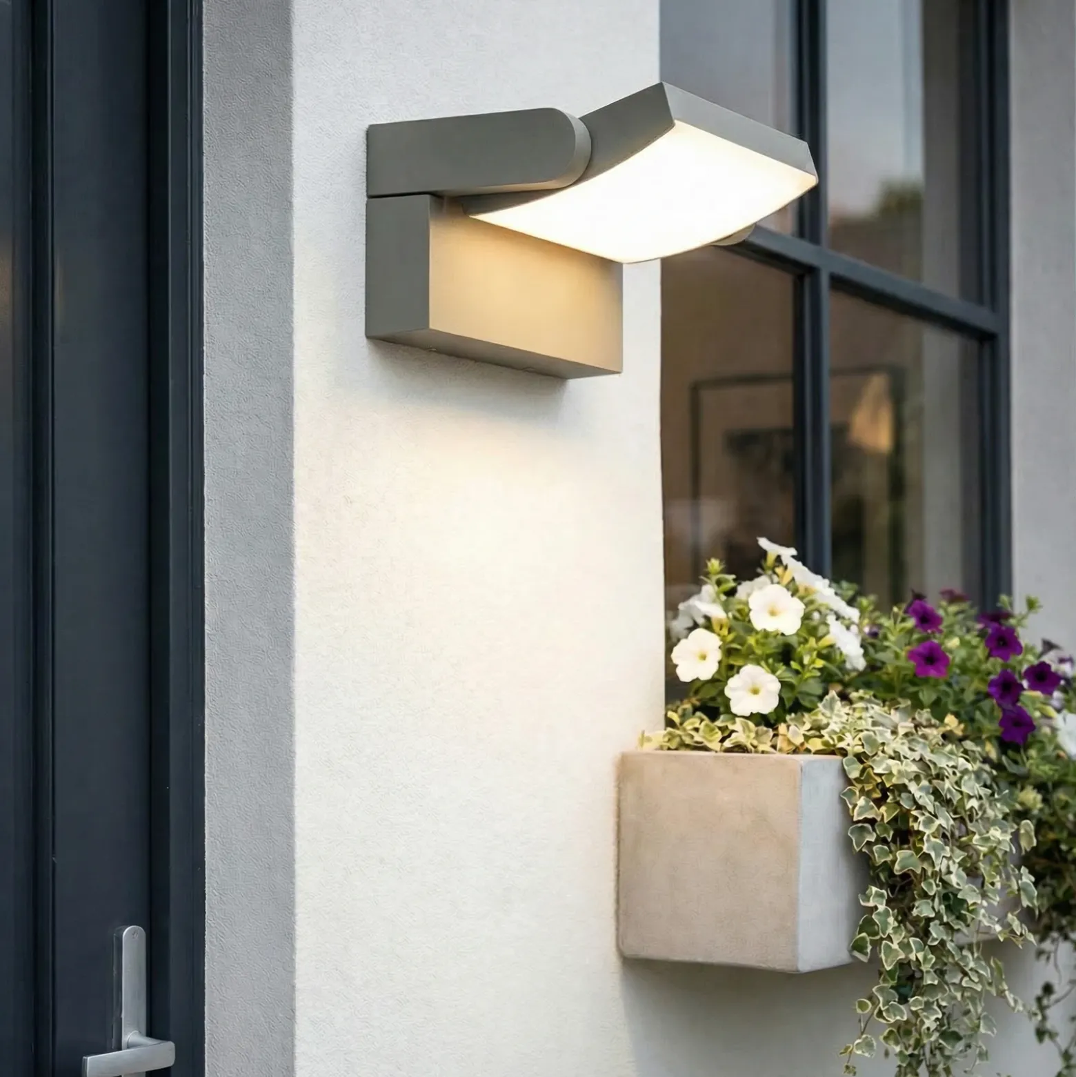 Aplique LED para exterior Lindby Sherin, gris claro, IP54, orientable
