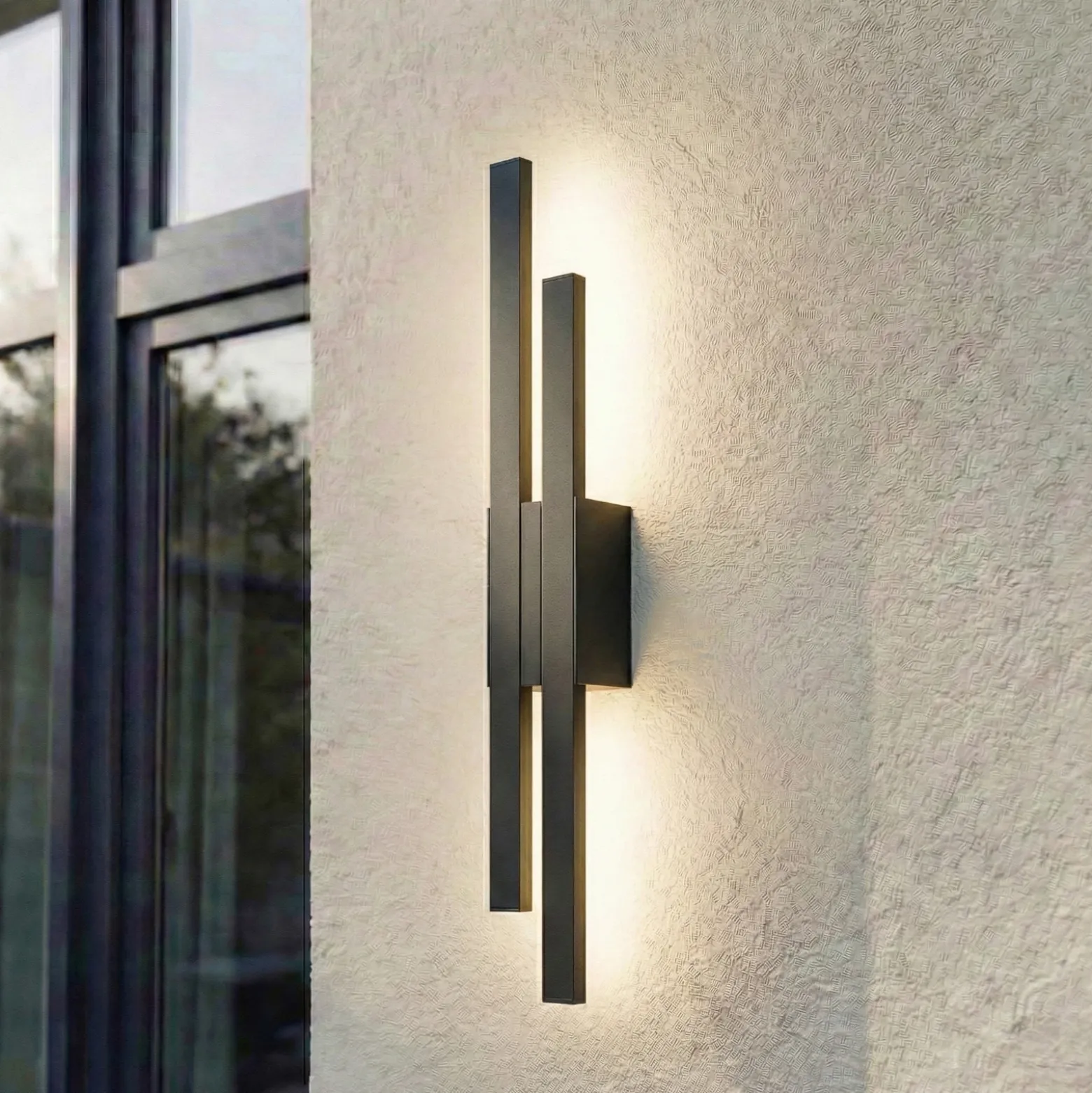 Aplique LED para exterior Lindby «Sakari», negro, aluminio, altura 59 cm